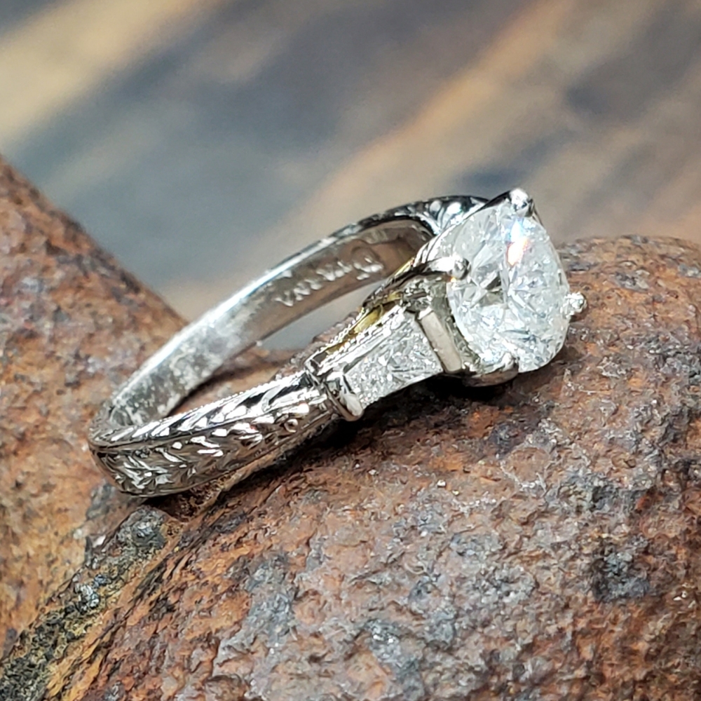 Varna 1.27ctw Diamond Engagement Ring