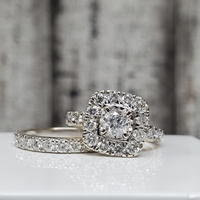 1.76ctw Diamond Wedding Set