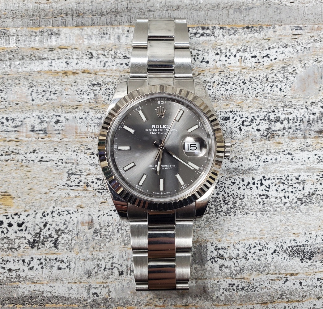 Rolex Datejust 41mm Rhodium Dial 126334 | Dynasty Jewelry and Loan