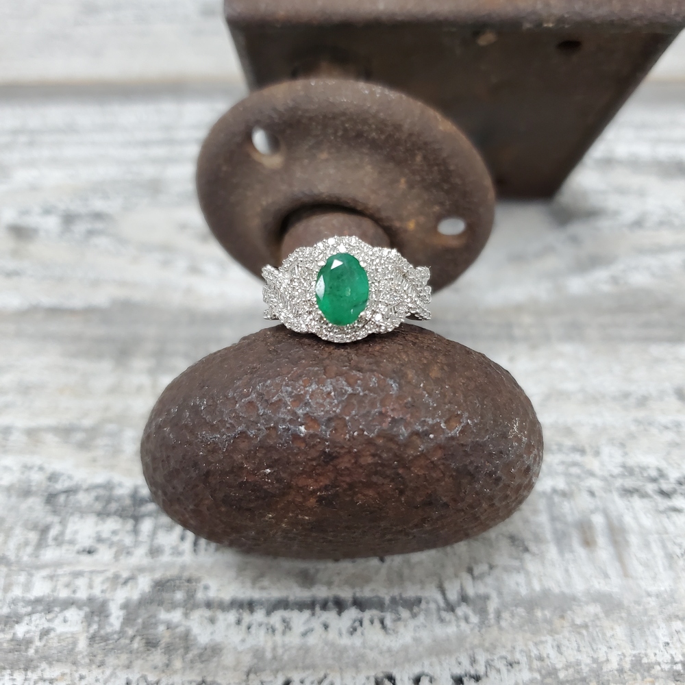 14K Diamond and Emerald Ring