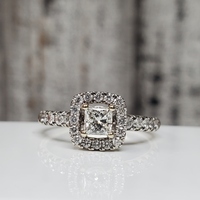 14K 1.00ctw Diamond Halo Ring