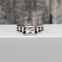 14K 2.05ctw Diamond Cluster Ring