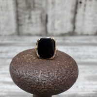 10K Fancy Design Black Stone Ring