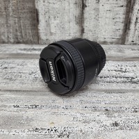 Nikon 85mm 1.8D Lens