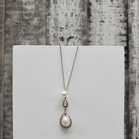 14K 16" Chain with Diamond and Pearls