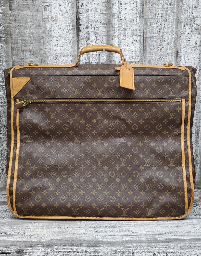 Louis Vuitton Garment Bag 