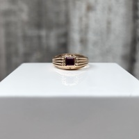 18K Square Synthetic Ruby Ring 