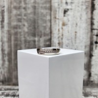 10K .08ctw Diamond Band Ring