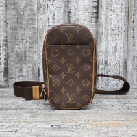 Louis Vuitton Monogram Pochette Gange
