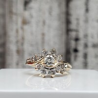 14K 1.00ctw Diamond Cluster Ring
