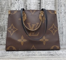 Louis Vuitton OnTheGo Pm  Great Condition Ret P $3100