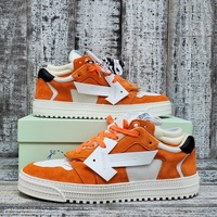 Off-White Floating Arrow Size 44