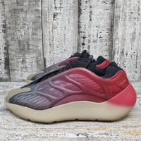 Yeezy 700 V3 Fade Carbon + Size 9 + No Box