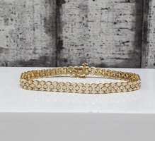  $7000(Macys) 14K Diamond Bracelet