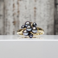 10K Black Pearl Cluster Ring