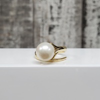 18K Pearl Fancy Ring