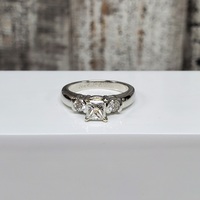 Platinum Diamond Engagement Ring