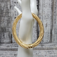 18K Fancy Twisty Design Bangle *SOME IMPERFECTIONS*