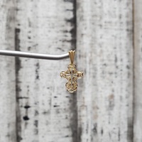 14K Scroll Design Cross Religious Pendant