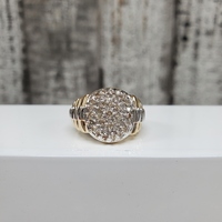 10K Diamond Jubilee Style Ring