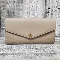 Louis Vuitton Sarah Wallet