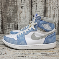 Jordan 1 Hyper Royal Size 9.5 No Box