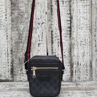 Gucci GG Supreme Monogram Bag