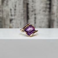 10K Rectangular Amethyst Ring