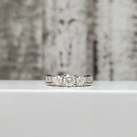 18K .80ctw Diamond Ring