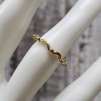 18K Fancy Curvy Band Ring