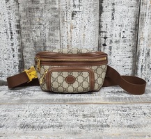 Gucci Supreme Canvas Belt Bag 486628