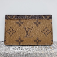 Louis Vuitton Monogram Reverse Card Holder