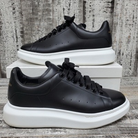 Alexander McQueen’s Sneaker Black Size 43