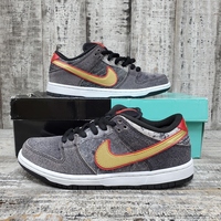 Nike SB Dunk Low Beijing Metallic Gold Size: 7.5 In Box