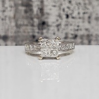 14K 1.75ctw Diamond Cluster Ring