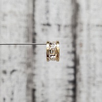 18K Circle Link Meander Design Pendant