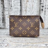 Louis Vuitton Monogram Poche Toilette 15 Cosmetic Pouch