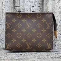 Louis Vuitton Monogram Poche Toilette 19 Cosmetic Pouch