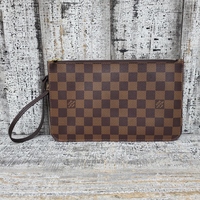 Louis Vuitton Damier Ebene Pochette