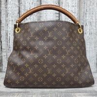 Louis Vuitton Monogram Canvas Artsy MM Bag