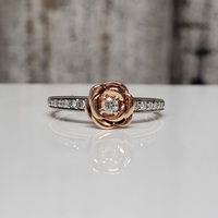 10K Flower Diamond Ring