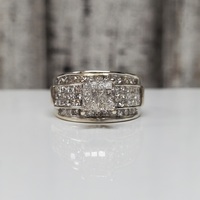 14K Invisible Set Diamond Ring