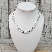 BRAND NEW 22" Figaro Necklace